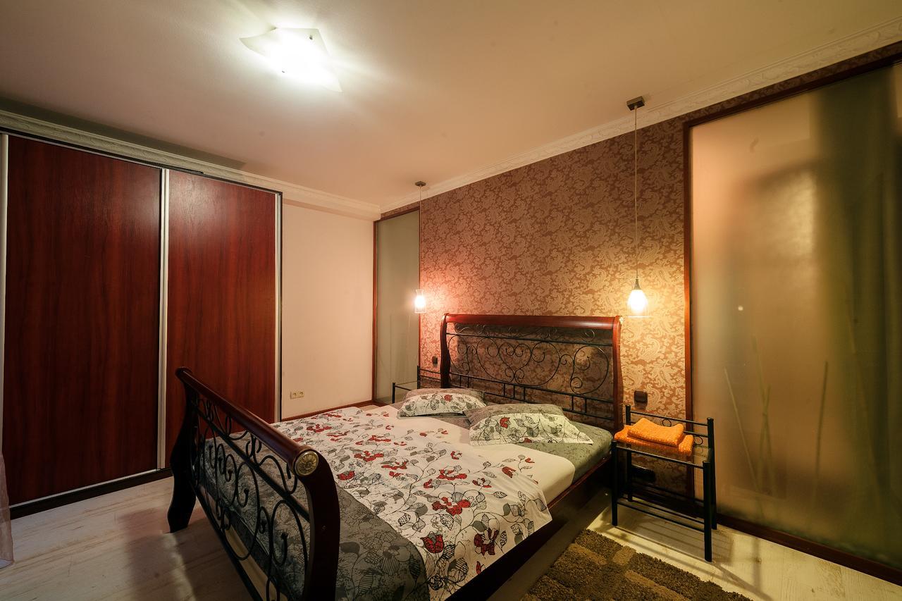 Квартира На Дерибасовской Odessa Buitenkant foto